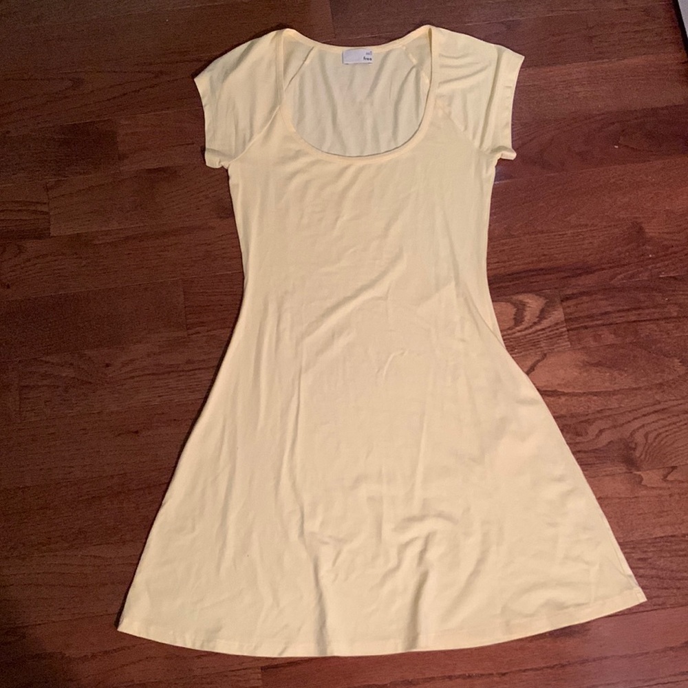 Wilfred Free size M yellow dress